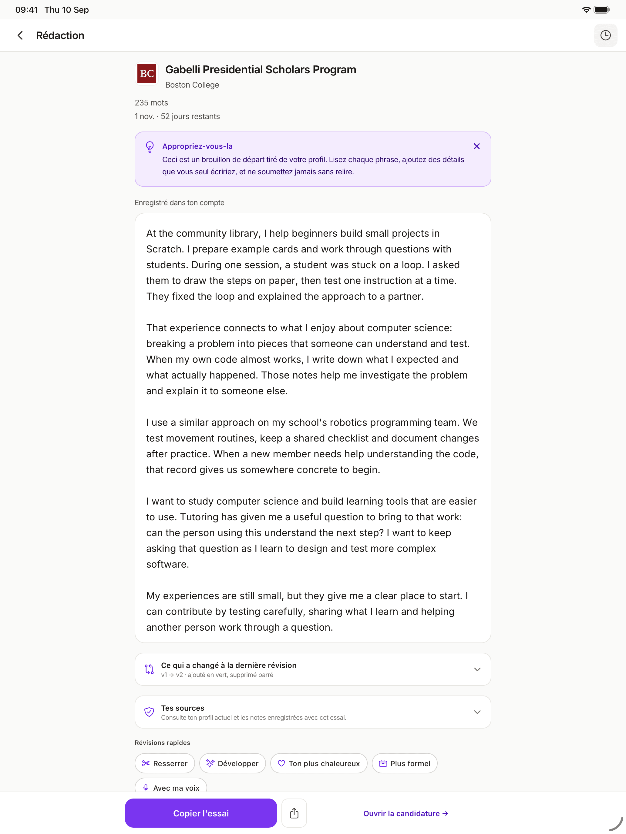 Éditeur d’essais PRSPCT AI sur iPad, avec un exemple de brouillon et les commandes de révision
